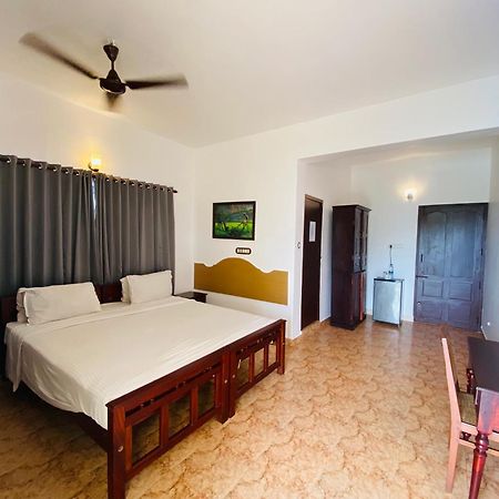 Karma Beach Resort Kovalam Bagian luar foto