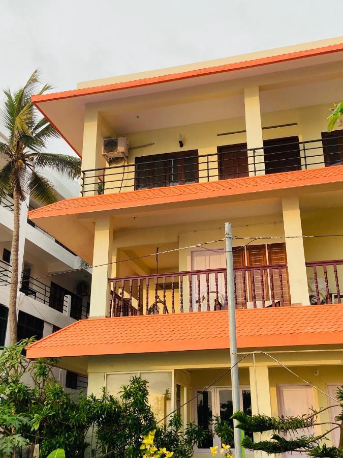 Karma Beach Resort Kovalam Bagian luar foto