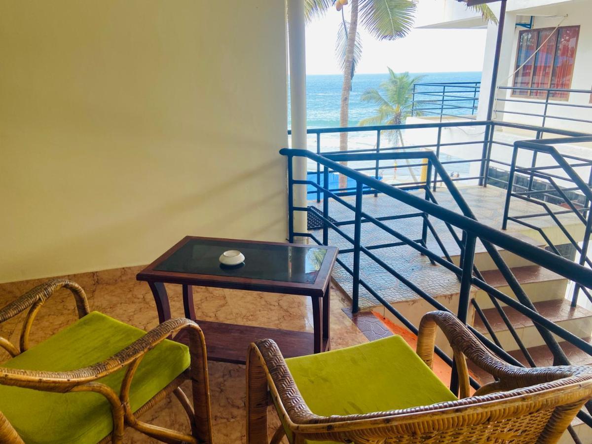 Karma Beach Resort Kovalam Bagian luar foto