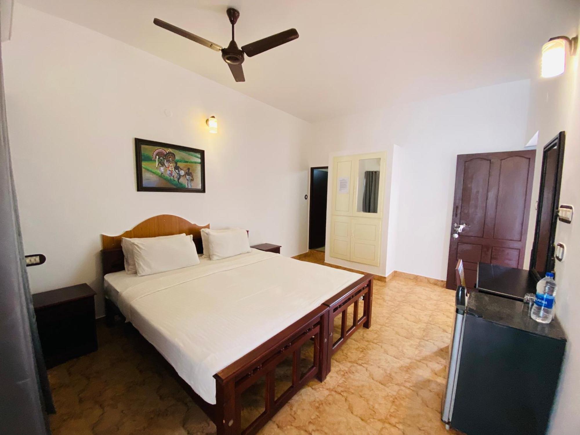 Karma Beach Resort Kovalam Bagian luar foto