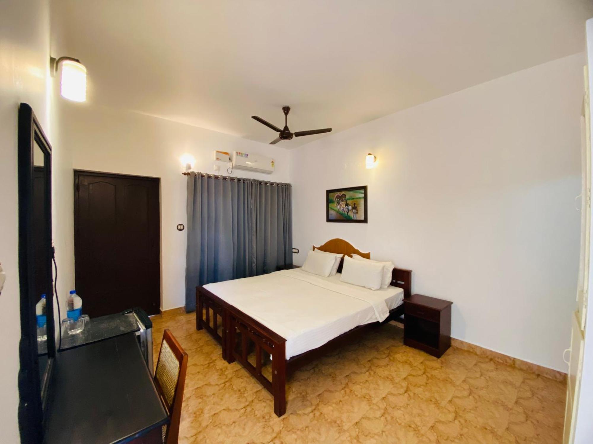Karma Beach Resort Kovalam Bagian luar foto